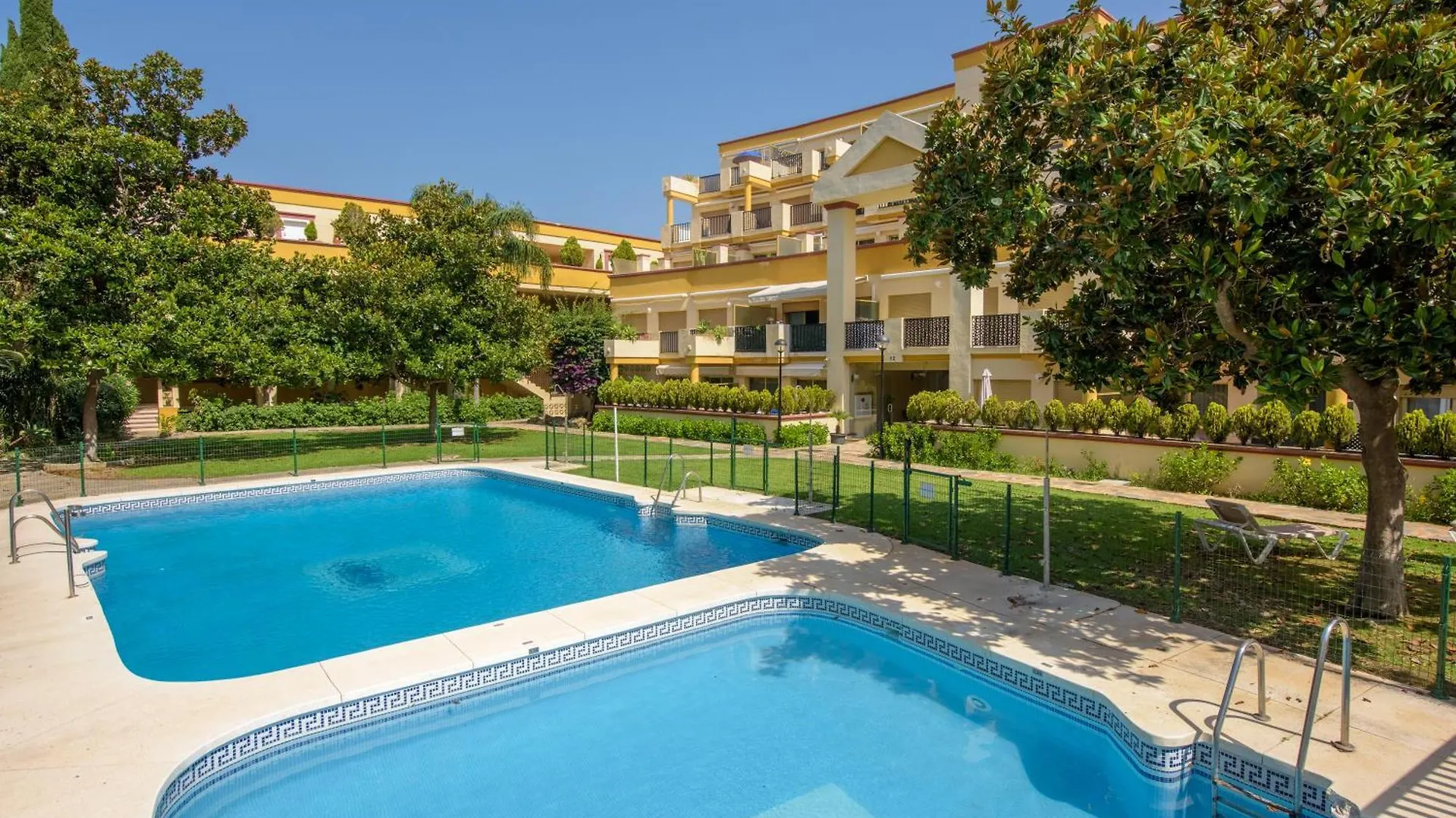 Apartamentos Romana Playa 203 Marbella