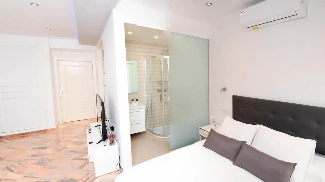 Apartamentos Romana Playa 203 マルベーリャ スペイン